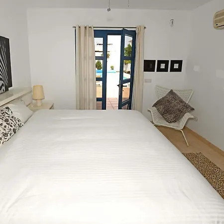 Casa Laura Playa Blanca